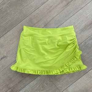Lime Ricki ruffled swim skirt Large